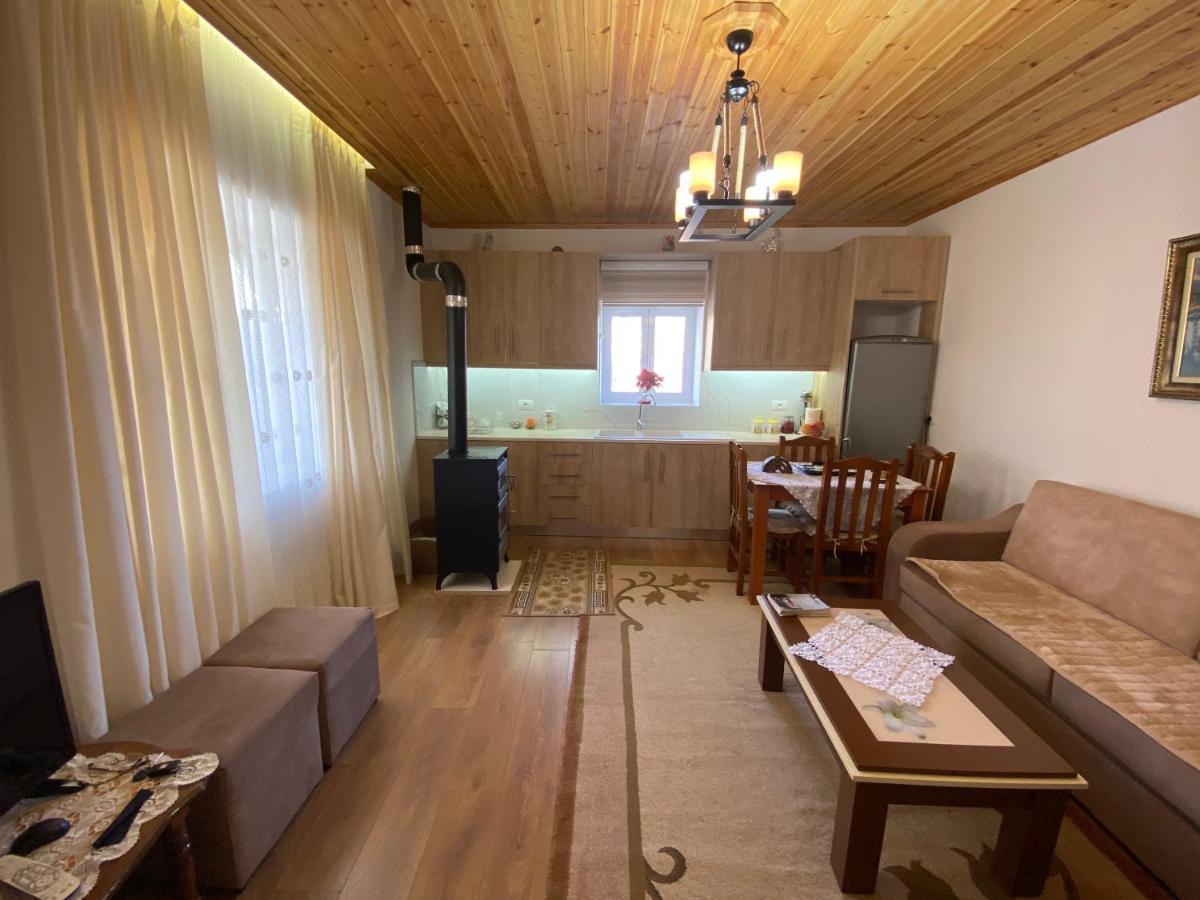Hotel Progon House Tepelene Exteriér fotografie