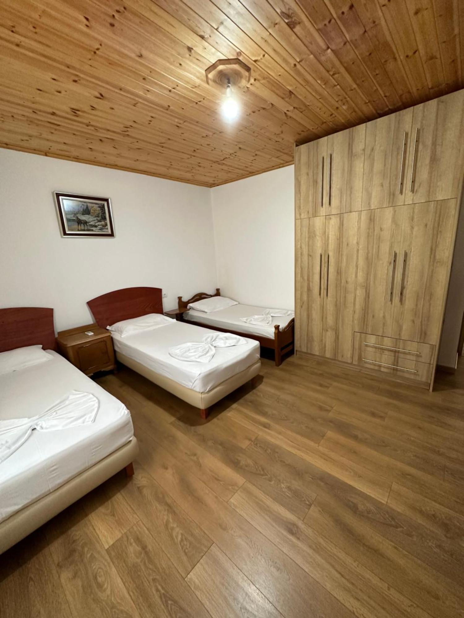 Hotel Progon House Tepelene Exteriér fotografie